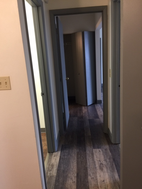 Foto del edificio - 1318 Cedarwood Dr