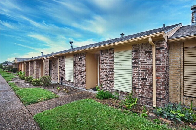 1818 Rodd Field Rd Corpus Christi Tx 78412 Townhouse For Rent In Corpus Christi Tx Apartments Com 1818 Rodd Field Rd Corpus Christi Tx 78412 Townhouse For Rent In Corpus Christi Tx Apartments Com