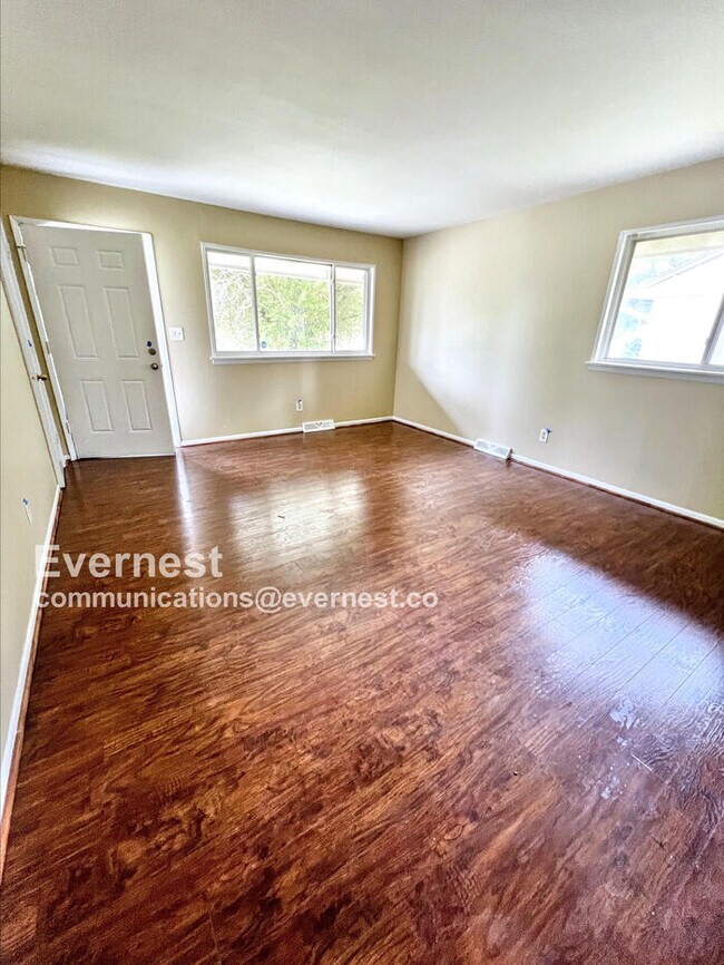 Foto del edificio - 4222 N Askew Ave