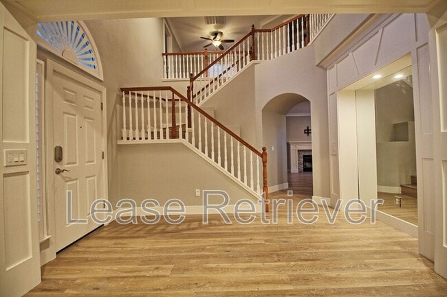 Building Photo - 2359 Riviera Ct