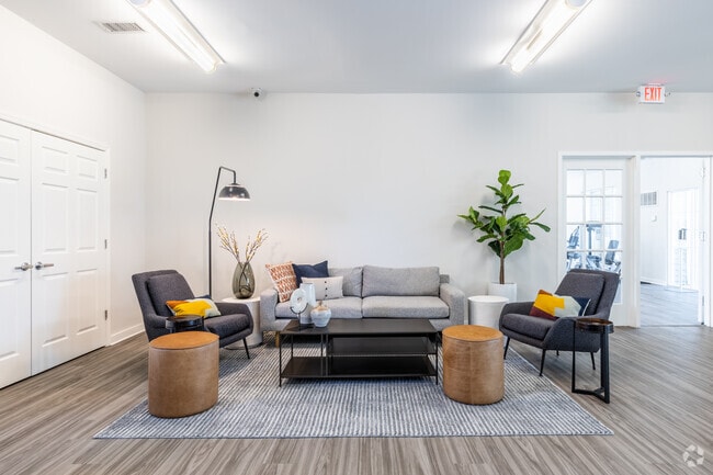 Interior Photo - Annapolis Roads Apartments