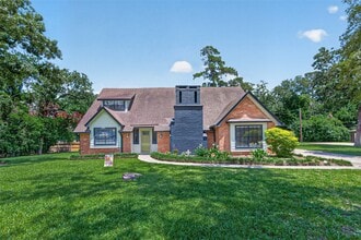 Building Photo - 105 Glenmora Ct