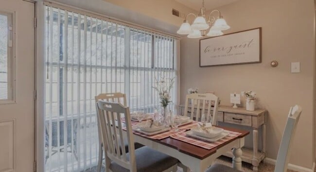 Interior Photo - Riverside Park Apartments