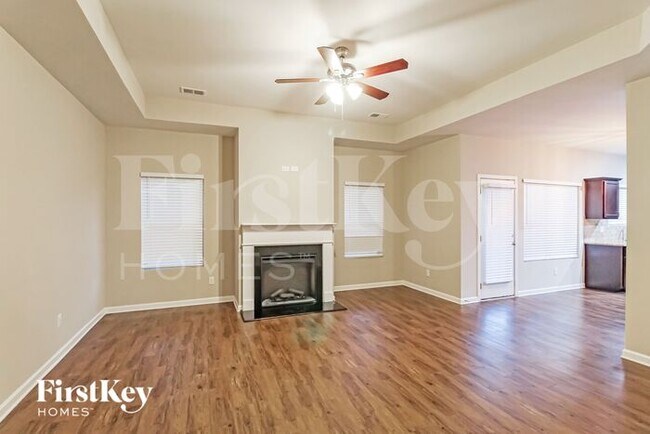 Foto del edificio - 153 Humphry Ct