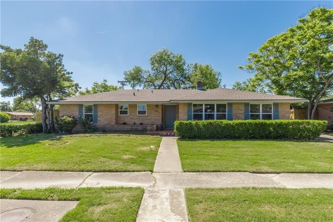 Building Photo - 501 Dolphin Pl