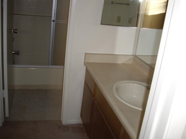 Building Photo - 3770 Desert Marina Dr
