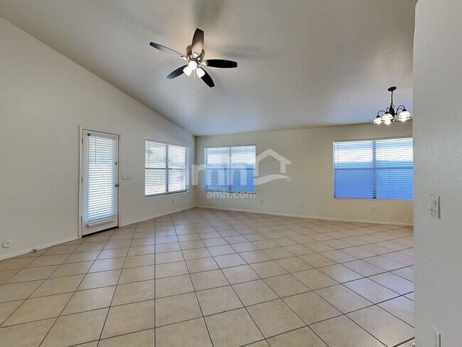 Building Photo - 17112 N Melissa Ln