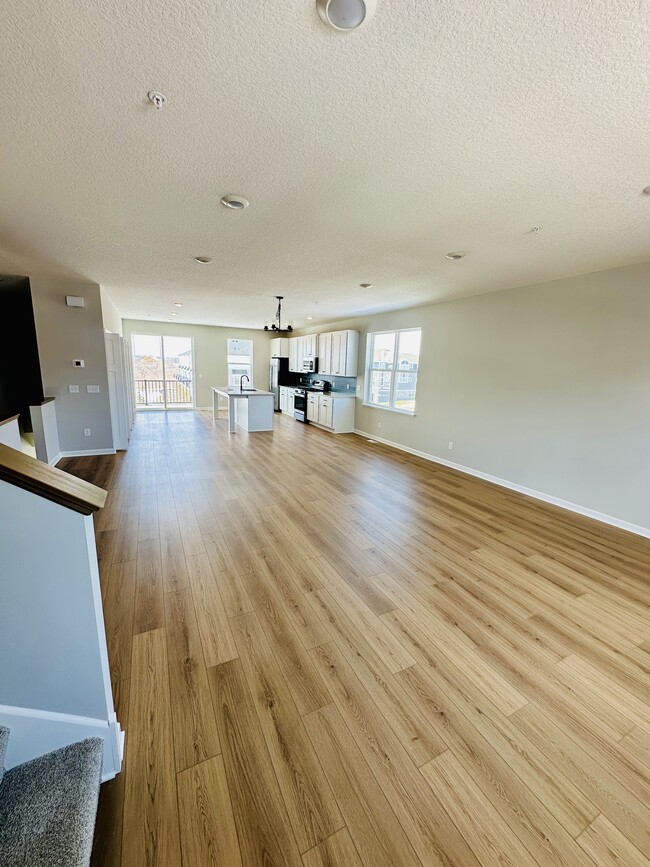 Living room - 21765 Marsh View Blvd