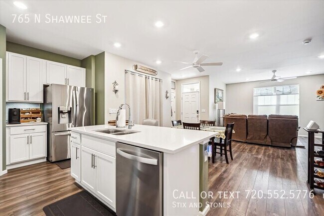 Foto del edificio - 765 N Shawnee St