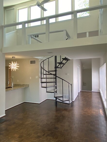 Foto del edificio - 3936 Travis St