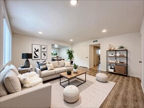 Building Photo - 606 E Santa Anita Ave