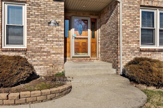 Building Photo - 4608 Forest Lake Cir