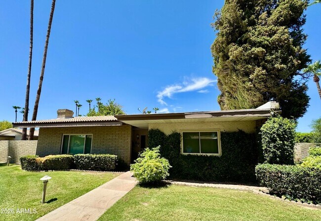 Foto del edificio - 4800 N 68th St