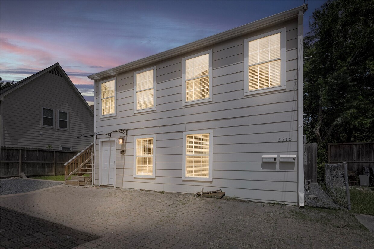 Foto del edificio - 3310 Crawford St