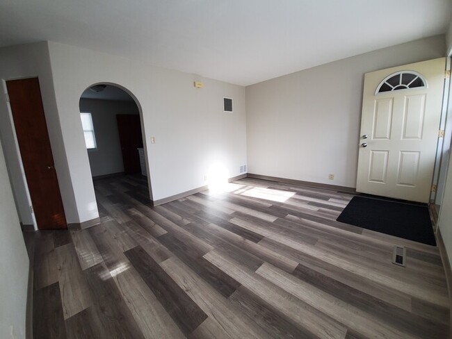 Foto del edificio - 1820 7th Ave S