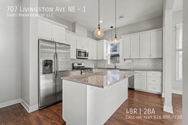 Building Photo - 707 Livingston Ave NE