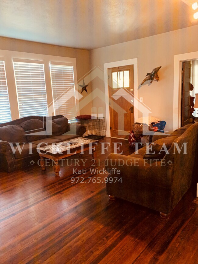 Foto del edificio - 802 W Avenue F