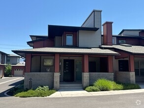 Building Photo - 43 S Mountain Ave