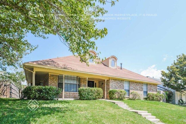 Foto del edificio - 5221 Hollow Bend Ln