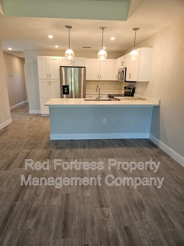 Foto del edificio - 5037 Centennial Blvd