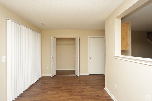 Interior Photo - Brookside Pointe Apartments