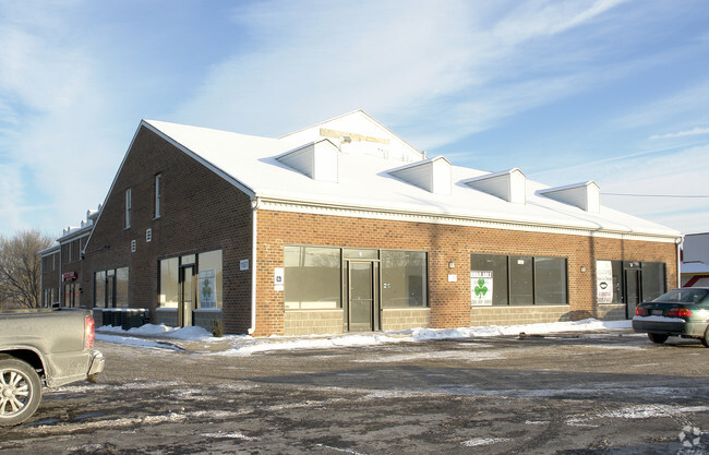 Foto del edificio - 1187 N Farnsworth Ave