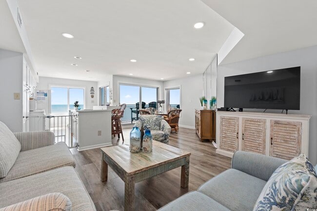 Building Photo - 5800 N Ocean Blvd