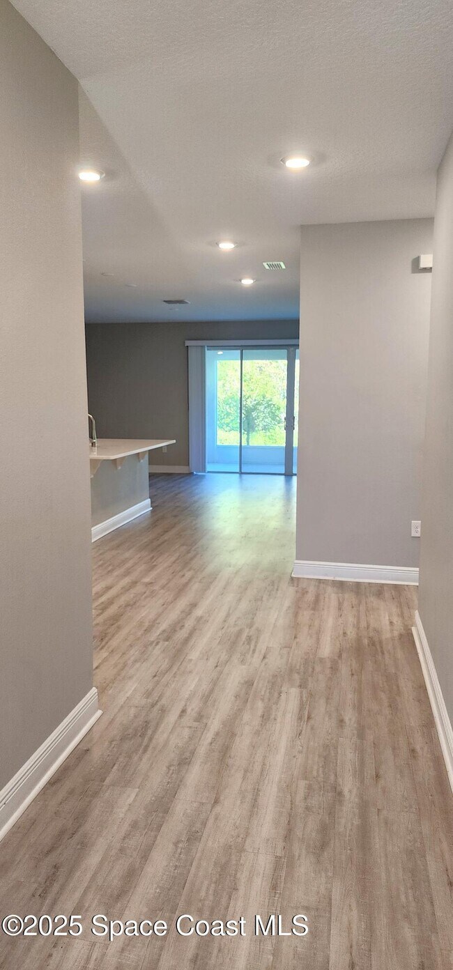 Building Photo - 3948 Southern Vis Lp