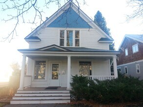 Building Photo - 616 S 8th Ave