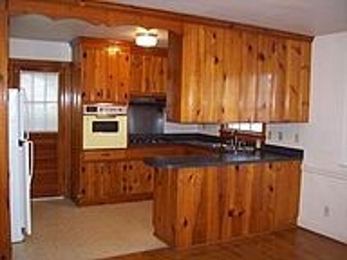 Primary Photo - 4306 Race St