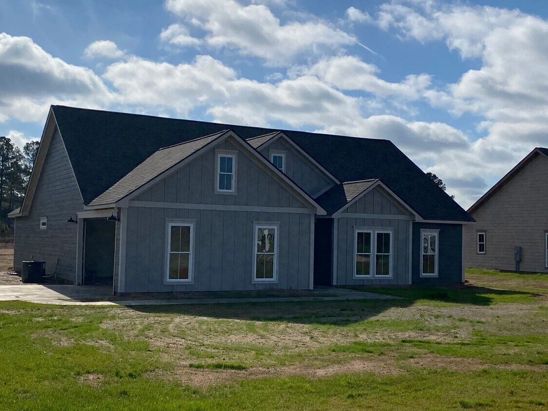 Primary Photo - 126 Blue Oak Wy