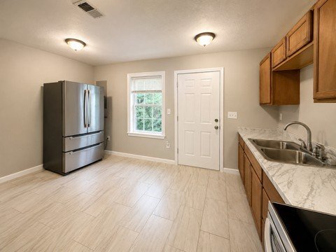 Building Photo - 17 Orchard Dr