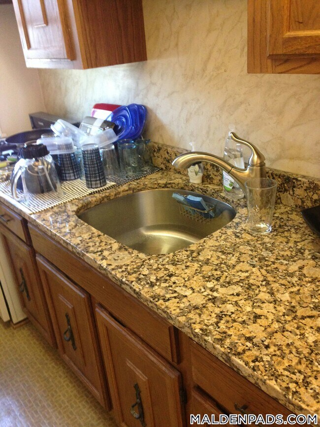 Building Photo - 17-19 Washington St.