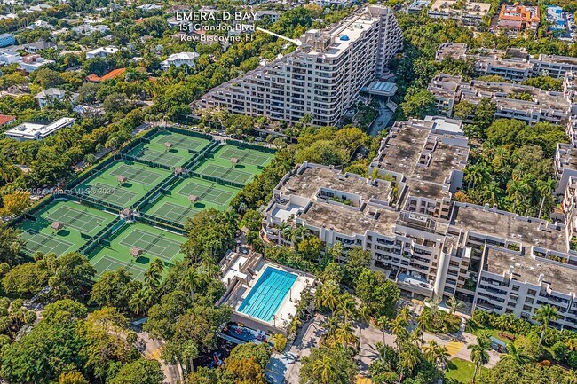 Building Photo - 151 Crandon Blvd