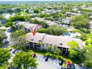 Building Photo - 202 Foxtail Dr