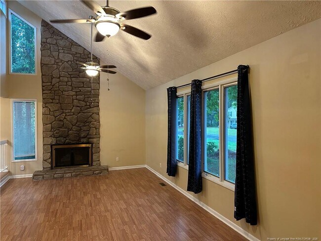 Foto del edificio - 6935 Brockwood St