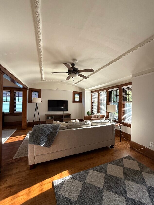 Foto principal - 2156 N 62nd St