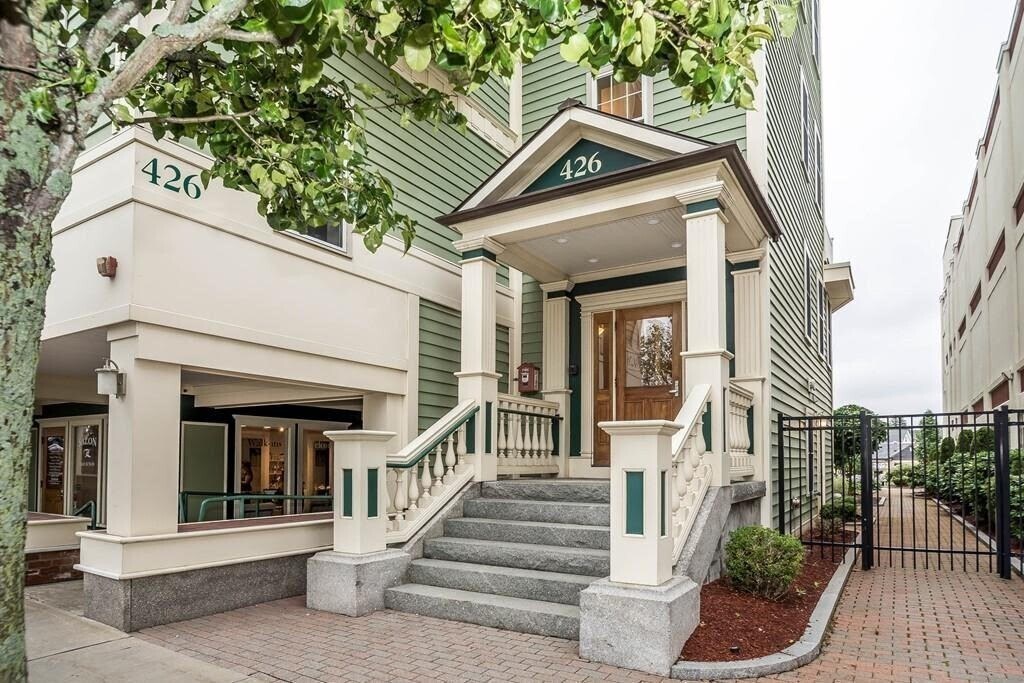Foto principal - 426 Main St