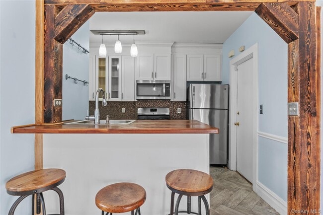 Foto del edificio - 22 Stephenson Blvd