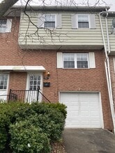 Building Photo - 947 Academy Heights Dr