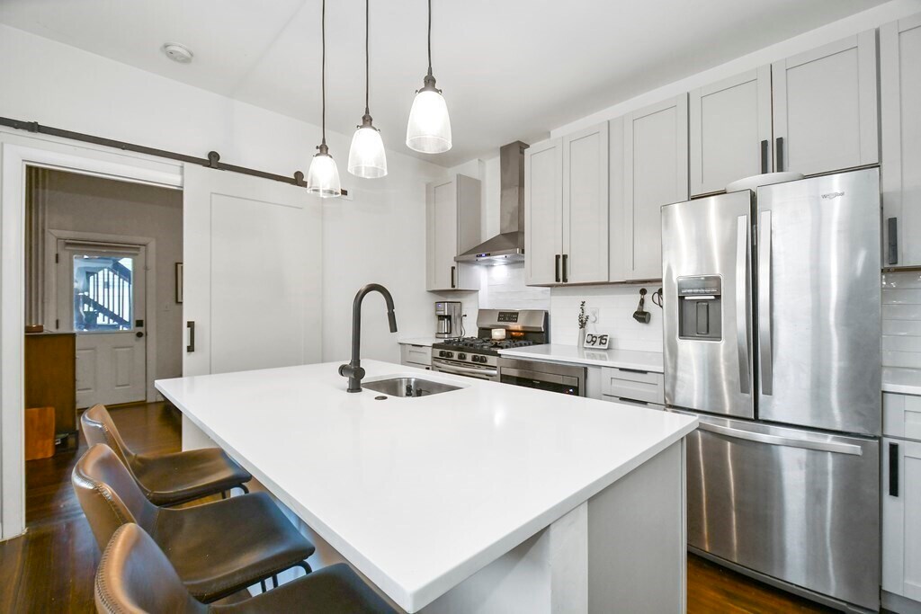 Foto principal - 72 Lexington St