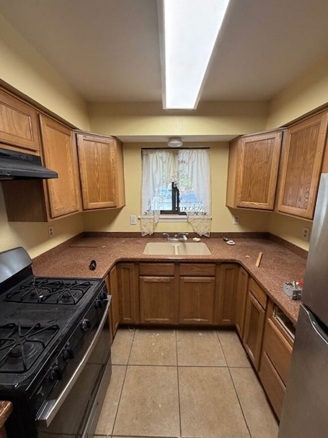 Foto del edificio - Coming Soon ! 3 Bedroom 2 Bath 1 Car Garag...