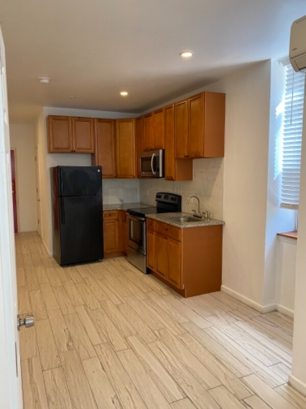 Foto del edificio - 1844 N 22nd St