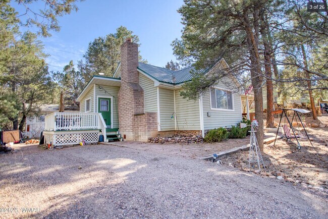 Building Photo - 2185 Forest Park Dr