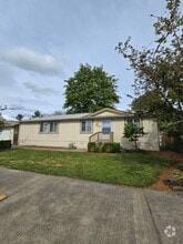 Building Photo - 33145 Geranium Ln