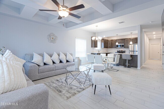 Foto del edificio - 546 Spanish Oak Dr