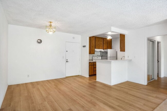 Building Photo - 7742 Redlands St