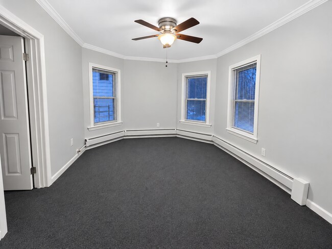 Building Photo - 630 Ridge St