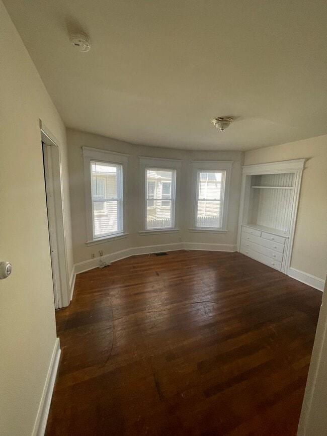 Foto del edificio - 1024-1026-1026 Noble Ave