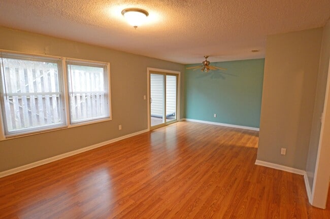 Foto del edificio - 502 Pilgrim Ct